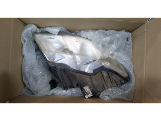 Фара передняя  Volkswagen Touareg 2007-2010 правая 