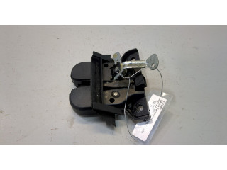 Замок багажника  Audi A4 (B5) 1994-2000       