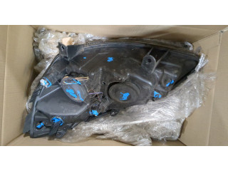 Фара передняя  Renault Scenic 2003-2009 правая 