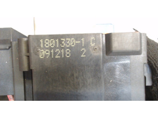 Блок предохранителей  Renault Megane 3 2009-2016      1801301c   3  1.6