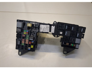 Блок предохранителей  Jaguar XF 2007–2012      ax2314290agb    3