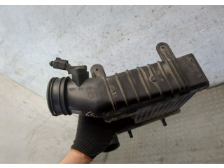 Интеркулер  Volkswagen Passat 5 2000-2005 2.5      