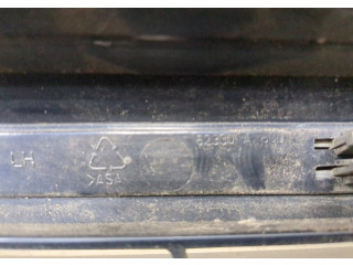Решетка радиатора  Nissan Micra K12E 2003-2010          