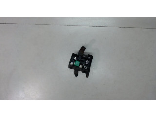 Блок реле  Toyota RAV 4 1994-2000           