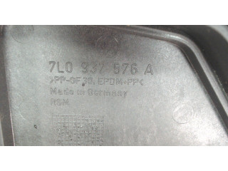 Крышка блока предохранителей  Volkswagen Touareg 2010-2014      7L0937576A    3.6