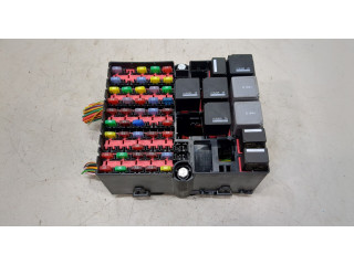 Блок предохранителей  Ford Fusion 2002-2012      6N1T14401DFF   