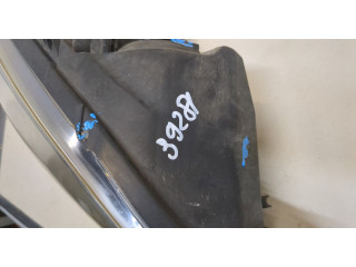 Фара передняя  Mazda 3 (BK) 2003-2009 правая 