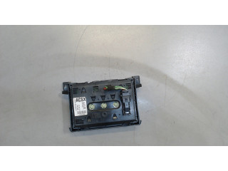 Дисплей бортового компьютера  Opel Zafira B 2005-2012 13373982         