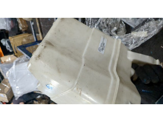 Бачок омывателя  Pontiac Vibe 2 2008-2010 178930T00   2  2.4