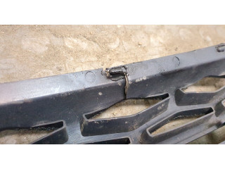 Решетка радиатора  Land Rover Range Rover Sport 2013-          LR054765, DK628200XX