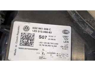 Фара передняя  Volkswagen Golf 7 2017-2019 левая 
