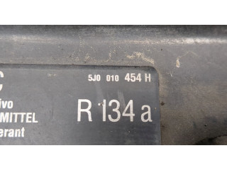 Замок капота  Skoda Roomster 2006-2010     