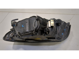 Фара передняя  Volvo V50 2004-2007 правая 