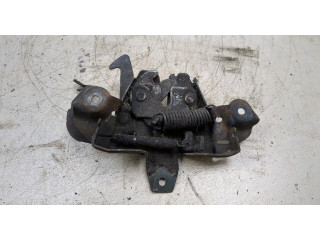 Замок капота  Mitsubishi Galant 1997-2003     