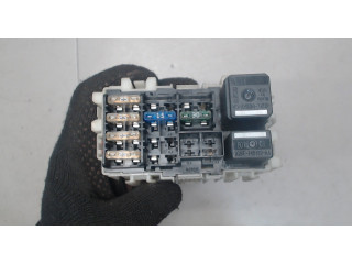 Блок предохранителей  Ford S-Max 2006-2010          1.8