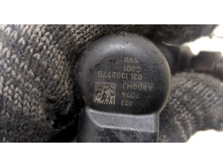 Форсунка топливная  Volkswagen Touran 2010-2015    03L130277S     