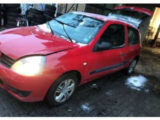Стойка амортизатора  Renault Clio 1998-2008     1.2  бензин