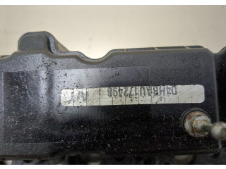 Клапанная крышка двигателя ДВС  KIA Sorento 2009-2014 2.2  224102F000   