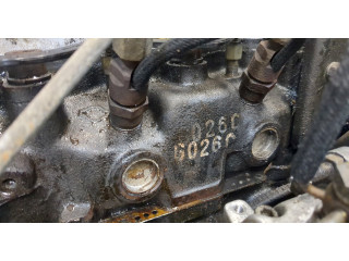 Форсунка топливная  Nissan Serena (C23) 1992-1999    166009C600     