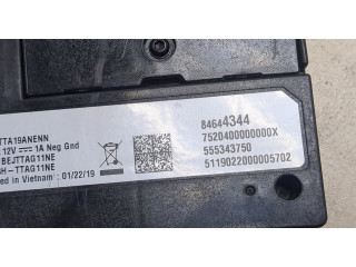 Блок комфорта  Chevrolet Equinox 2017-      84644344  