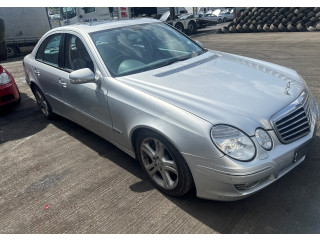 Стойка амортизатора  Mercedes E W211 2002-2009 2113208113     3  дизель