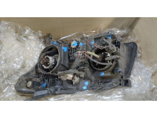 Фара передняя  Toyota Avensis 2 2003-2008 правая 