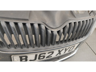 Бампер  Skoda Fabia 2007-2014 передний   