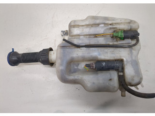 Бачок омывателя  Peugeot 406 1999-2004    