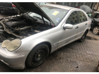 Стойка амортизатора  Mercedes C W203 2000-2007      2.2  дизель