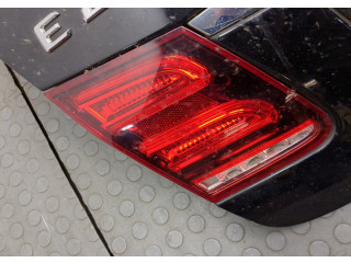 Замок багажника  Mercedes E W212 2013-2016       
