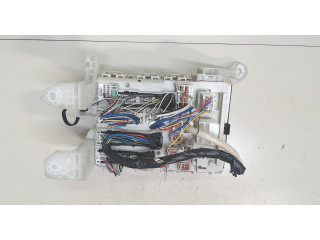 Блок реле  Toyota Auris E15 2006-2012      00508115     1.3