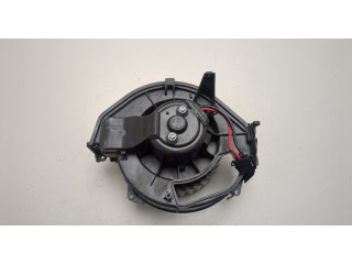 Моторчик печки  Audi A6 (C6) 2004-2011 4F0820020A    4F0820020A   