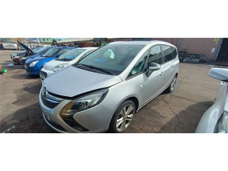 Вентилятор радиатора  Opel Zafira C 2011-     2.0 дизель       