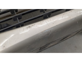 Решетка радиатора  Renault Megane 2 2002-2009          