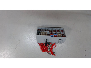 Блок предохранителей  Volvo XC90 2006-2014      8637669    2.4