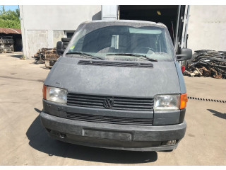 Вентилятор радиатора  Volkswagen Transporter 4 1991-2003     2.4 дизель       