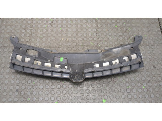 Решетка радиатора  Opel Astra H 2004-2010           1.6 13178013, 13180017