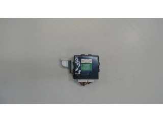 Блок комфорта  Lexus IS 1999-2005      8973053070   