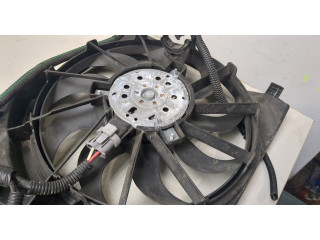 Радиатор охлаждения двигателя  Renault Laguna 3 2009-     2.0 дизель       