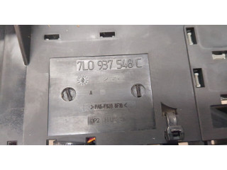 Блок предохранителей  Volkswagen Touareg 2007-2010          3
