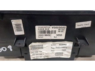 Панель приборов  Volkswagen Scirocco 2008-       1K8920960E     