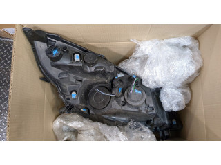 Фара передняя  Renault Scenic 2009-2012 левая 