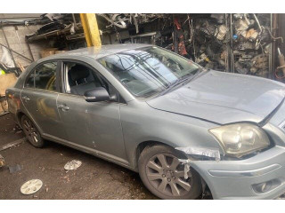 Фара передняя  Toyota Avensis 2 2003-2008 правая 