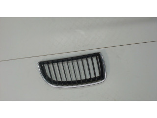 Решетка радиатора  BMW 3 E90, E91, E92, E93 2005-2012               51137120008