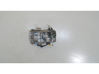 Блок предохранителей  Subaru Legacy (B14) 2009-2014      82201AJ00A     2.5