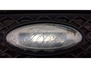 Решетка радиатора  Ford Fusion 2002-2012          