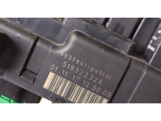 Блок предохранителей  Volvo V70 2001-2008         