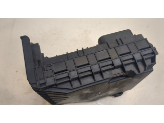 Блок предохранителей  Volkswagen Golf Plus      1k0937125a   
