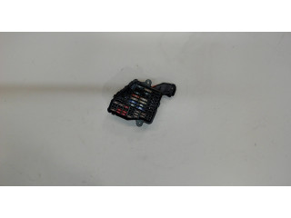 Блок предохранителей  Audi A6 (C6) 2005-2011      8D1941824     3