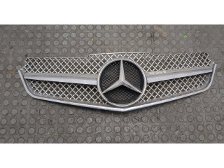 Решетка радиатора  Mercedes E W212 2009-2013           2.1 